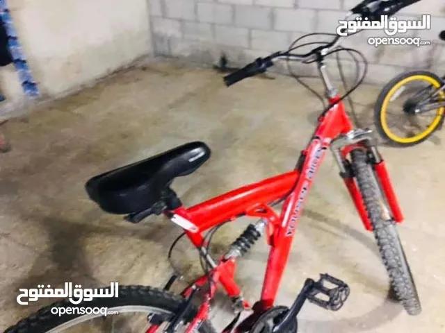 بسكليت صنوبرصات بريكات امامي خلفي غيارات بحاجه الي كوشوك امامي خلفي وتيوب امامي خلفي