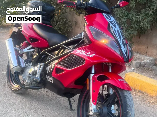 2010 ابريليا أخرى