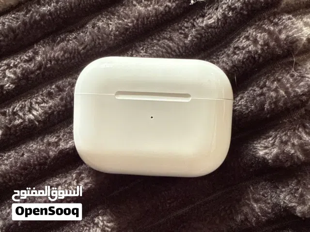 AirPods Pro (fake but it has all the animations and features of the real deal) not used