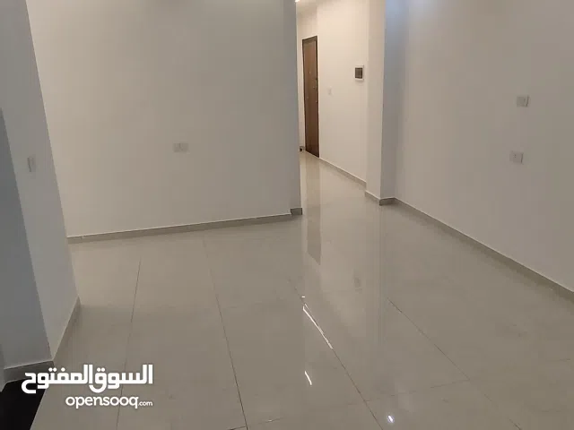 140 m2 3 Bedrooms Apartments for Rent in Tripoli Khalatat St