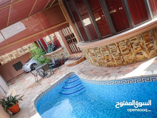 0 m2 4 Bedrooms Villa for Rent in Muharraq Hidd