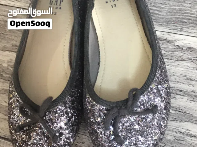 أحذية بنات