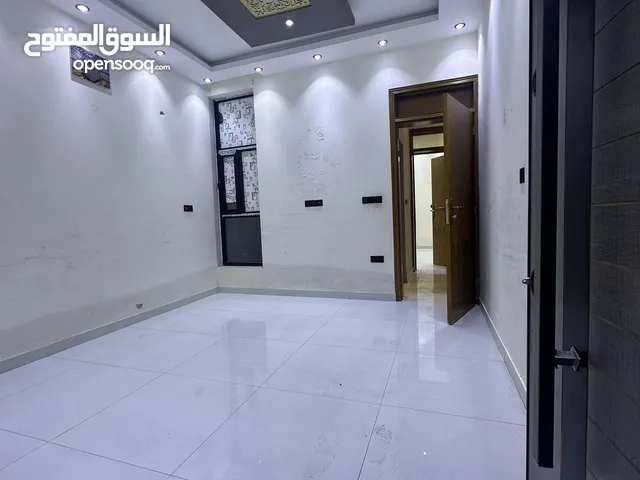 شقة دوبلكس للايجار في الداودي