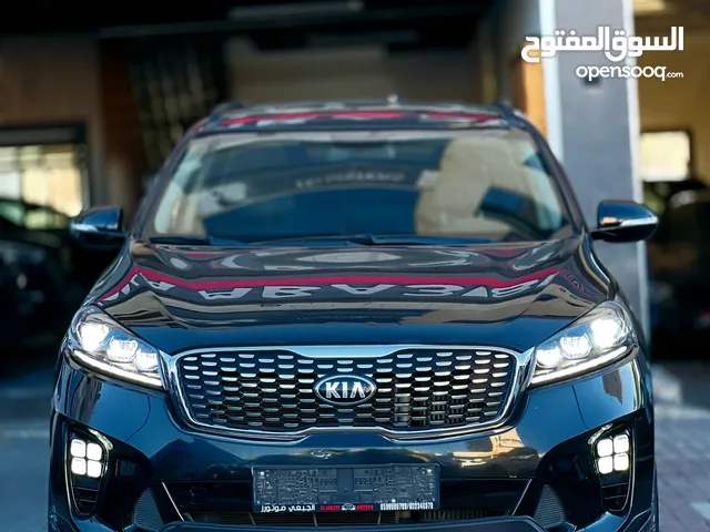 كيا سورينتو 2019ترخيص 2018 فل اضافات بلا فتحه