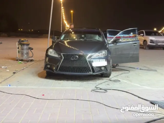للبيع لكزس IS 250 موديل 2011