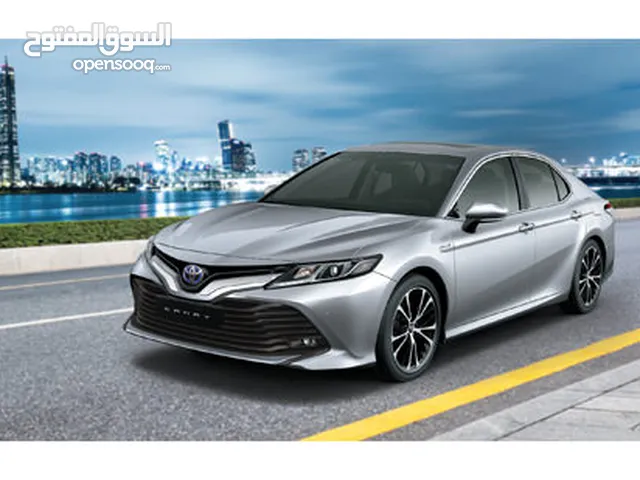 Sedan Toyota in Hawally