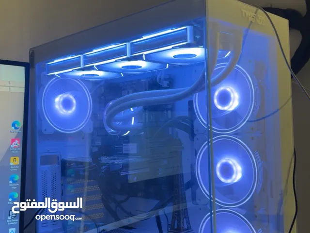 للبيع بي سي قيمنق ويا شاشه قيمنق نضيف جدا