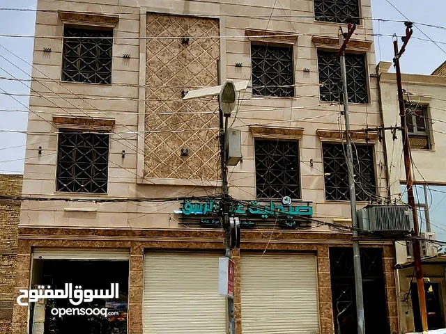 للبيع فرصة استشمارية في حي البنوك عمارة 187 م