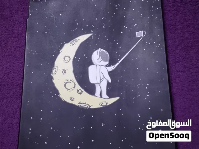 3 كفرات ايباد 9 أو 8 بزبطو  إصليات مع شنته حمايه للايباد
