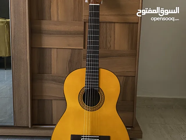 New Yamaha C80 guitar قيتار ياماها يديد