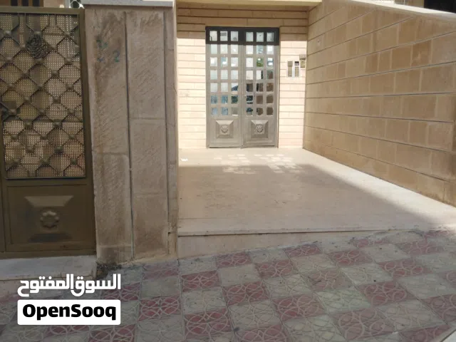شقه للبيع كاش فقط