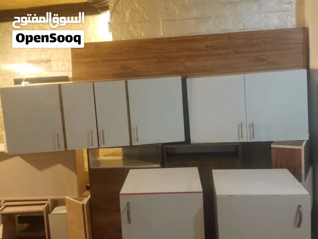 خزائن مطبخ معلقة
