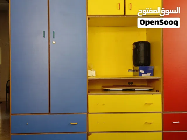 خزانة ملابس
