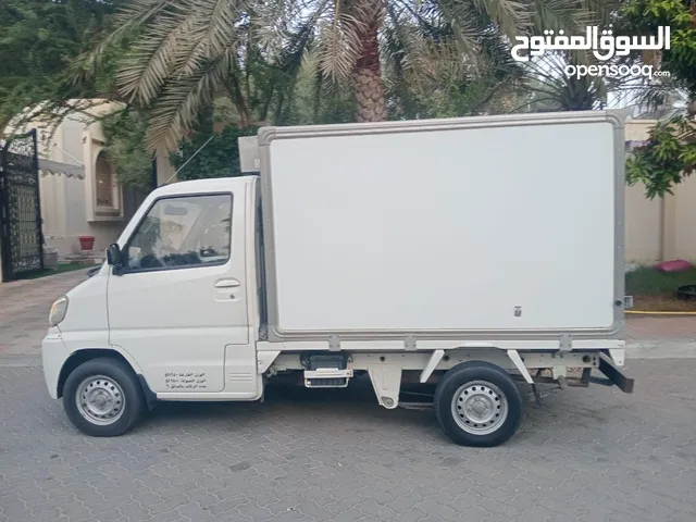 شاحنه براد صغير