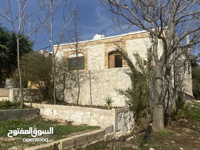 120 m2 4 Bedrooms Townhouse for Sale in Zarqa Graisa