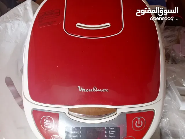 قلايه هوائيه من نوع moulmix نوعيه نظيفه جدا بسعر 40 دينار