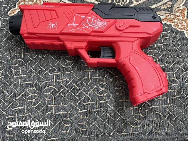 مسدس احمرو اسود