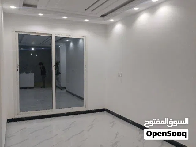 185 m2 4 Bedrooms Apartments for Sale in Sana'a Haddah