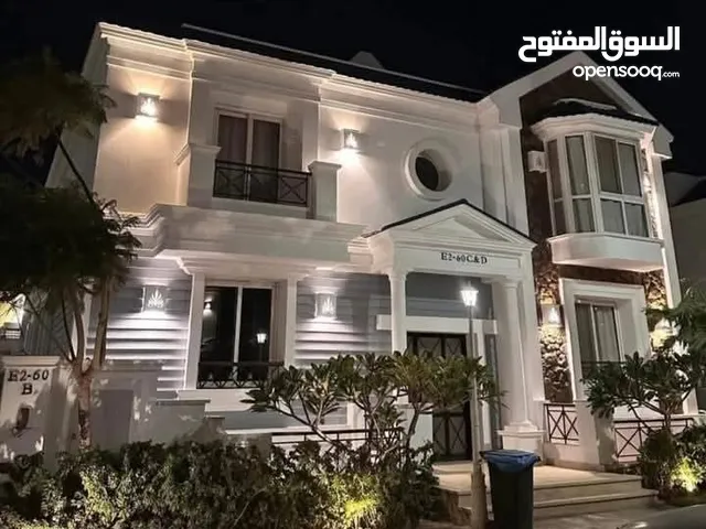 Villa Corner For sale mountain view Ready to move