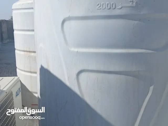 خزانات مترين ومتر صنف غذائي للبيع