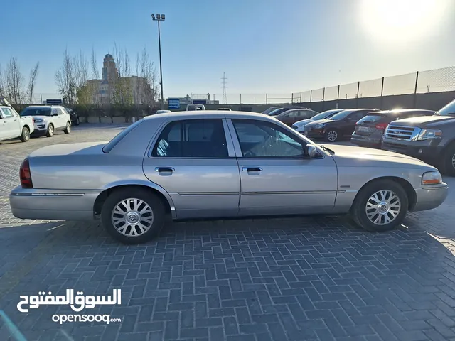 Used Ford Crown Victoria in Southern Governorate