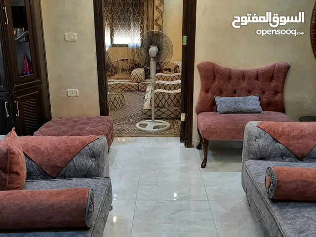 115 m2 4 Bedrooms Apartments for Sale in Amman Umm Nowarah