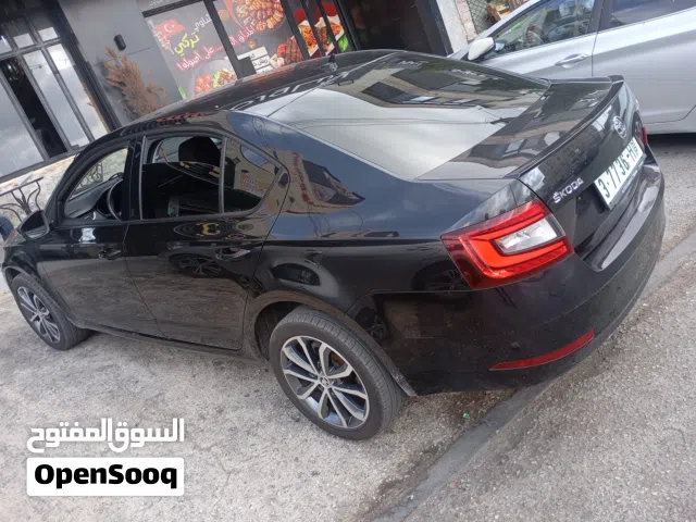2019 سكودا اوكتافيا Ambition