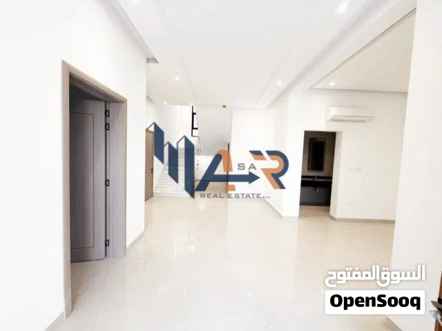 Brand New Villa Stand Alone Spacious Yard Good Price فيلا للايجار محمد بن زايد - اول ساكن- حوش