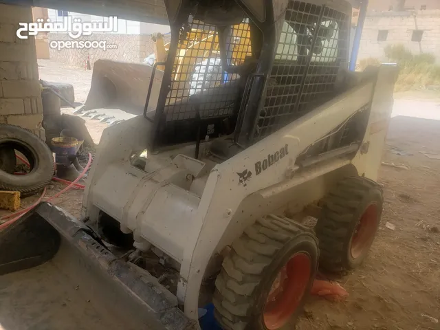 للبيع ابوبكت حواسه ذات 4كفرات نوعيه ابوبس حجم 4بستون ديزل جميع المحركات من مكبنه واسبيت وطرنبات مضمو