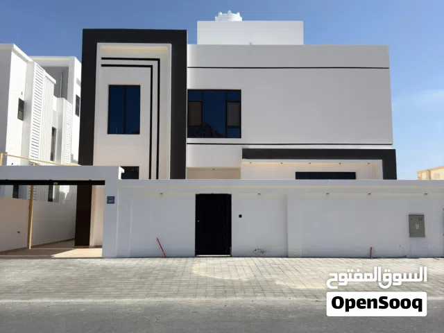 فيلا راقيه للبيع و في موقع ممتاز و بسعر مميز في مرتفعات العامرات الثامنة