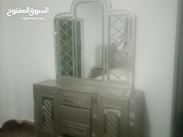 غرفة نوم للبيع استعمال عرسان