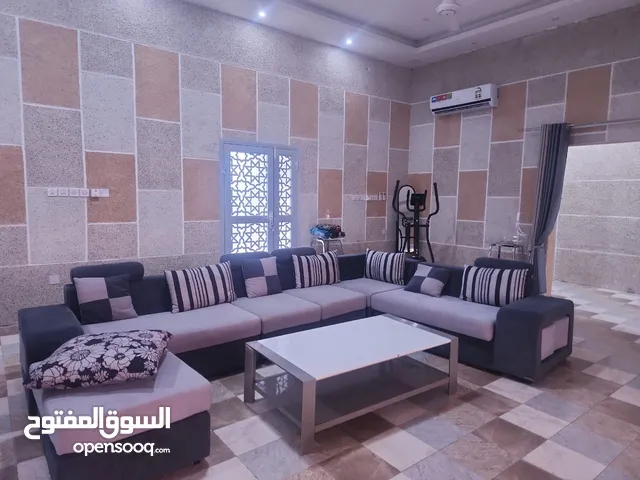 2 Bedrooms Chalet for Rent in Muscat Amerat