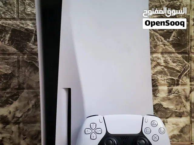 بلايستيشن 5 نسخه الcd للبيع بحاله الوكاله