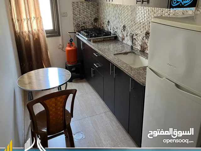 استديو مفروش للايجار عين منجد 1600 اول شهر وباقي المده1400