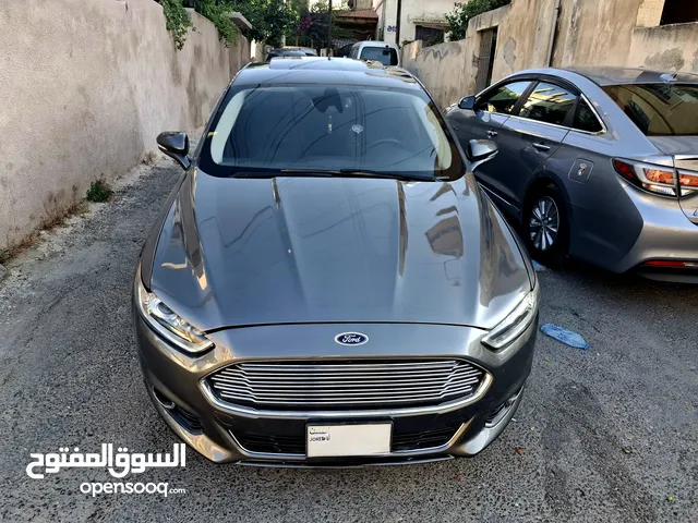 فورد فيوجن تيتانيوم Ford Tetanim موديل 2016 بحالة الوكاله استخدام شخصي فحص 4 جيد لم تستخدم تطبيقات