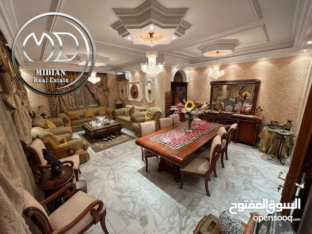 500m2 5 Bedrooms Villa for Sale in Amman Khalda