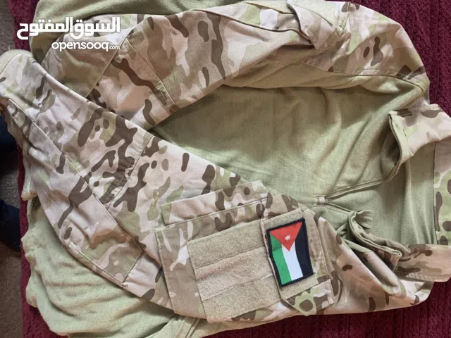 بدلة تاكتكال عدد/2 وأحذية نمرة 43