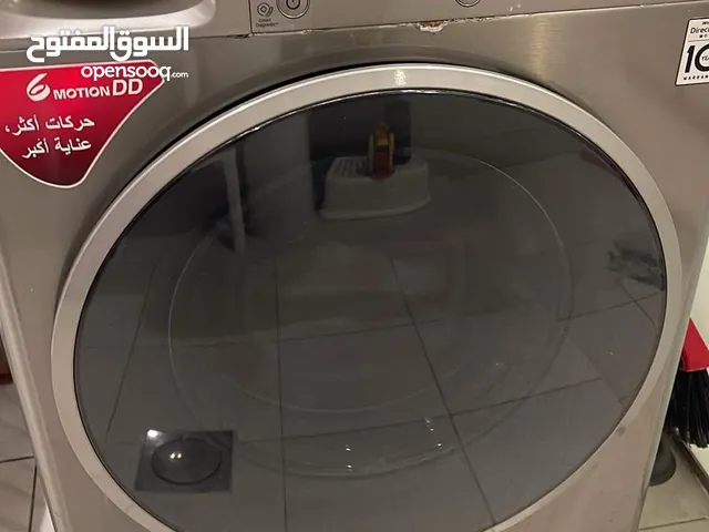 LG washing machine in good condition 7-8kgs