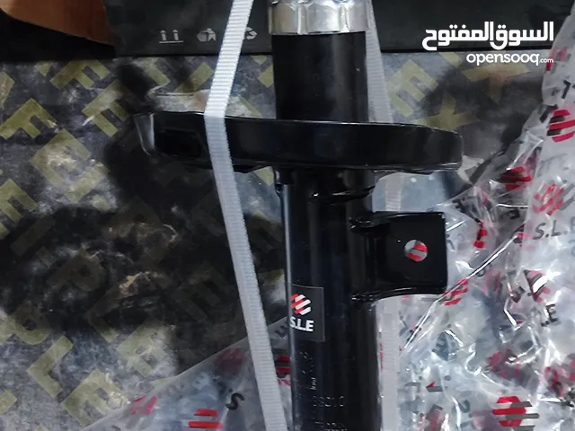 السلام عليكم عندي أثنين مزاطوري أماميات لي سوناتا 2012 جدد بالباكوو شركة S.L.E سعرهم 225 للعلم في ا