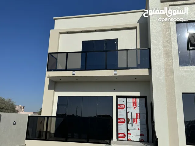 286 m2 5 Bedrooms Villa for Sale in Al Batinah Sohar