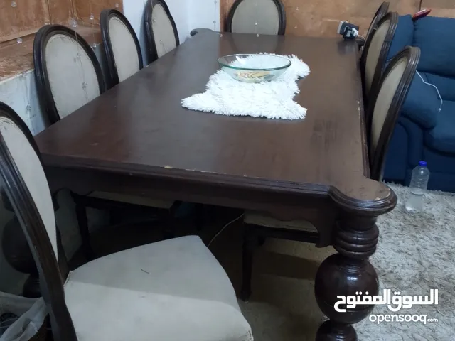 طاوله اللبيع