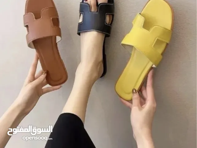 Other Sandals in Abu Dhabi