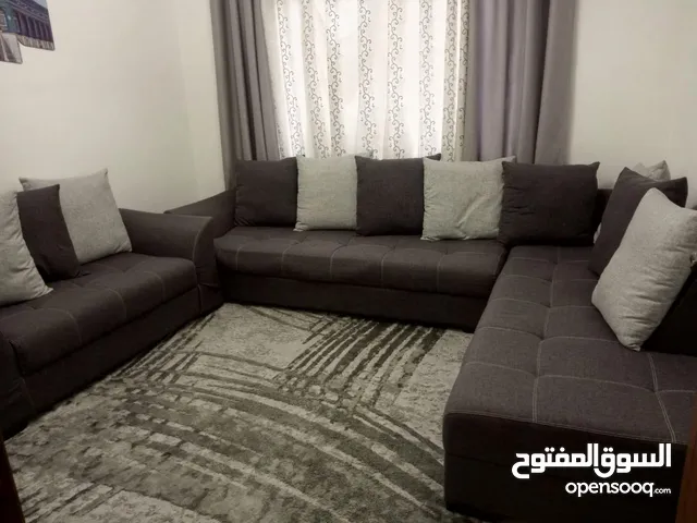 طقم كورنر للبيع بحاله جيده جدا مع ركلينر ودبدوب كبير
