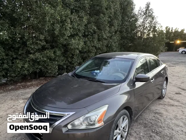 Used Nissan Altima in Farwaniya