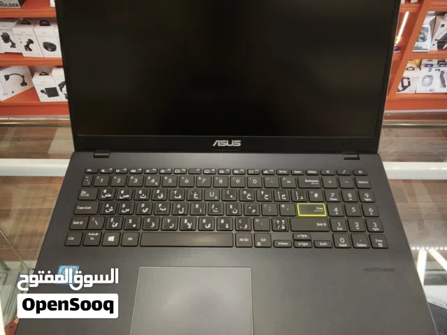 Asus موديل : E510M معالج celeron تخزين 64g رام 4g خالي من الخدوش بحالة الوكالة بسعر حرررررق