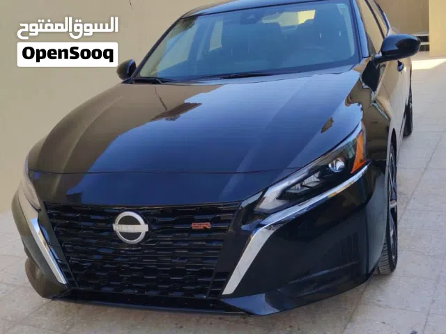 2022 نيسان التيما SR