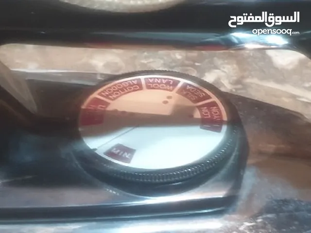 مكواة فيلبس Philips صناعة هولندي اصلي لجميع انواع الاقمشة بدرجات حرارة لكل نوع قماش اتوماتيك