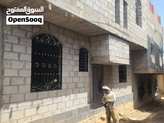 2 m2 3 Bedrooms Townhouse for Sale in Sana'a Sa'wan