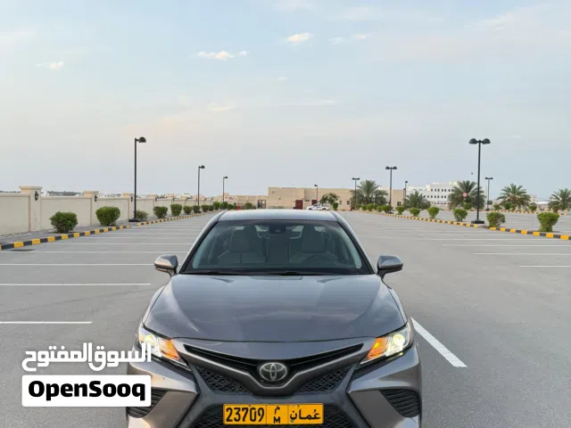 2019 تويوتا كامري SE