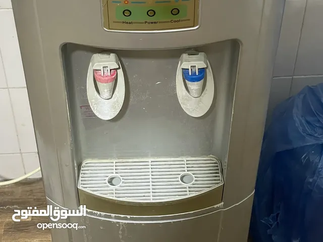 كولر ماء  مستخدم شغال بارد وسخن